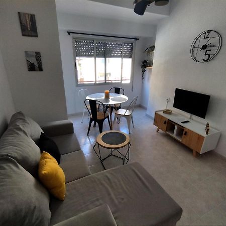 Guesthouse Shared With Host Аликанте Экстерьер фото