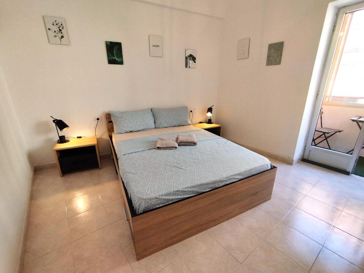 Guesthouse Shared With Host Аликанте Экстерьер фото