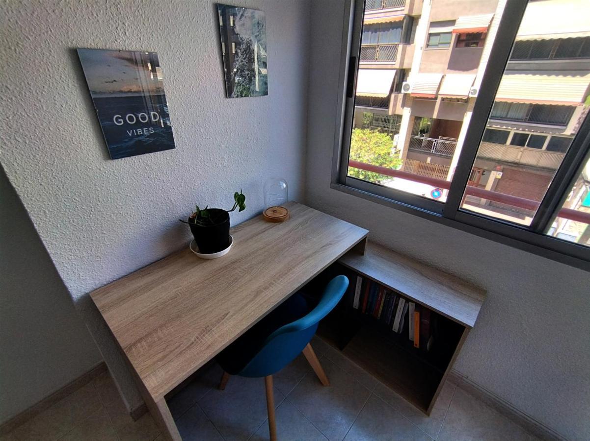 Guesthouse Shared With Host Аликанте Экстерьер фото